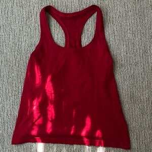 red lululemon tank top size 4